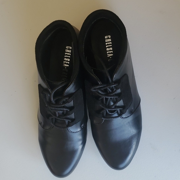 Chelsea-Crew Lace Up Booties NWOB - Picture 2 of 6